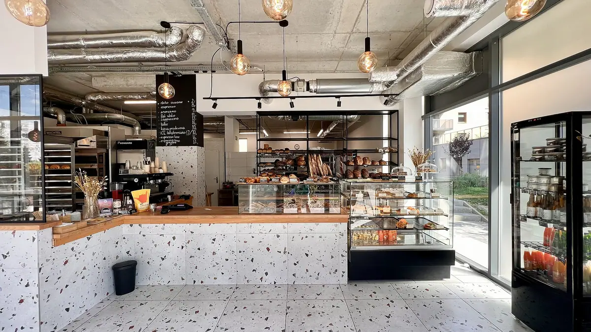 Poundbakery – bakery in Rotherham town centre